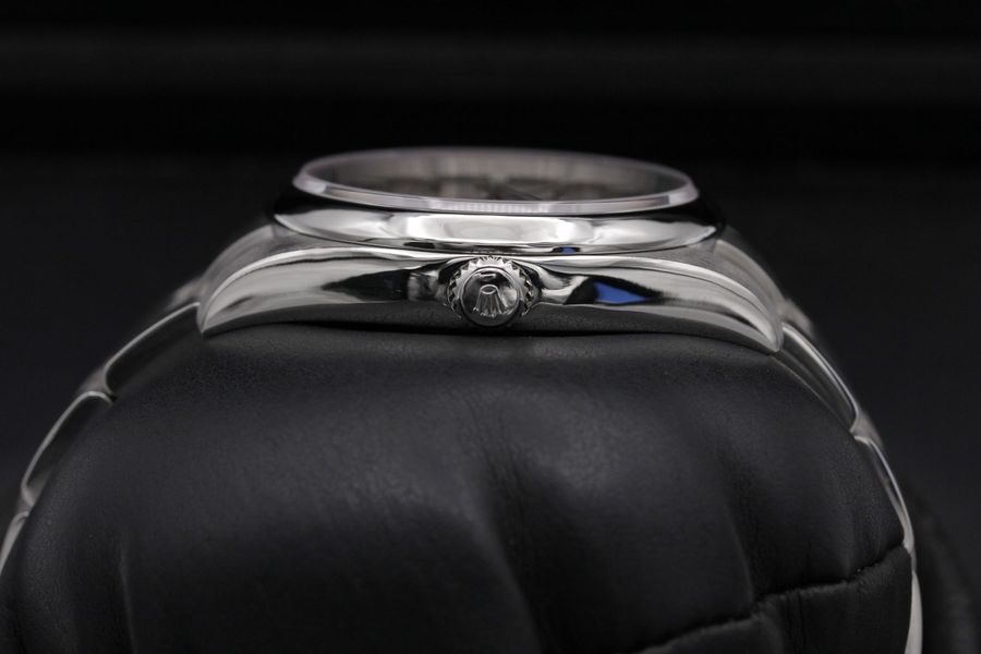 Rolex Oyster Perpetual 114200